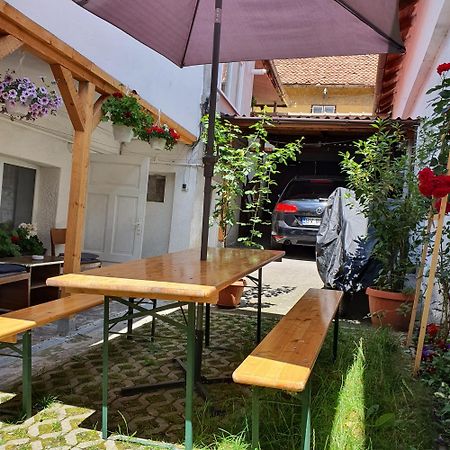 Apartamento Carissa House Braşov Exterior foto