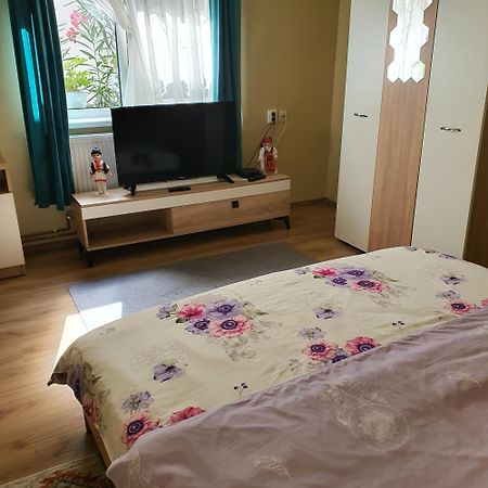 Apartamento Carissa House Braşov Exterior foto