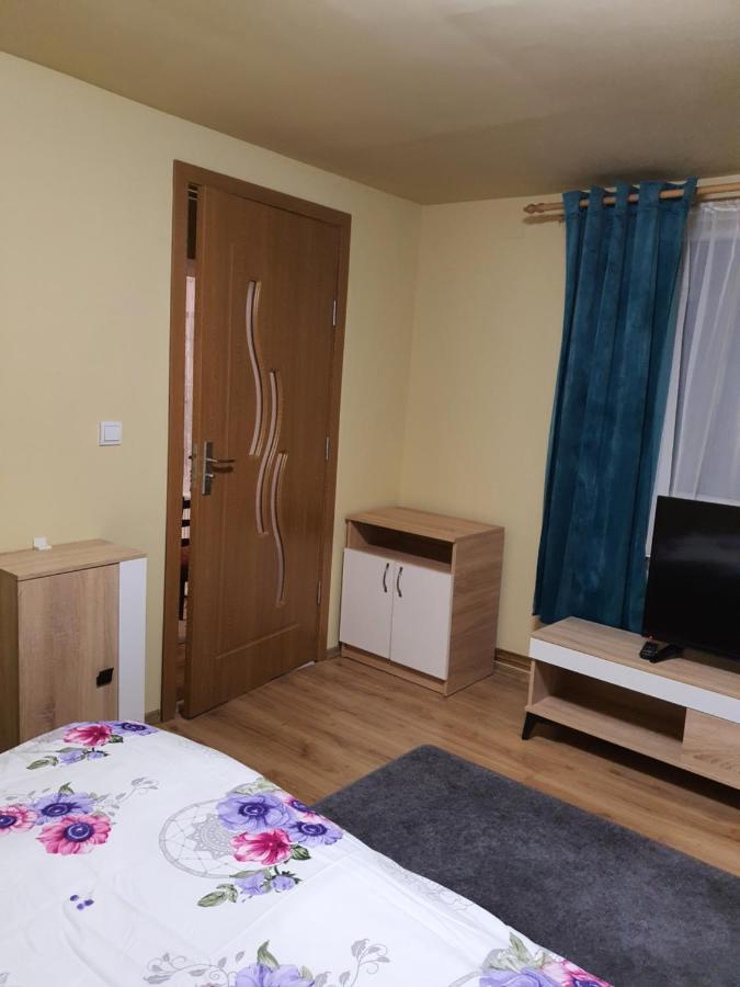 Apartamento Carissa House Braşov Exterior foto